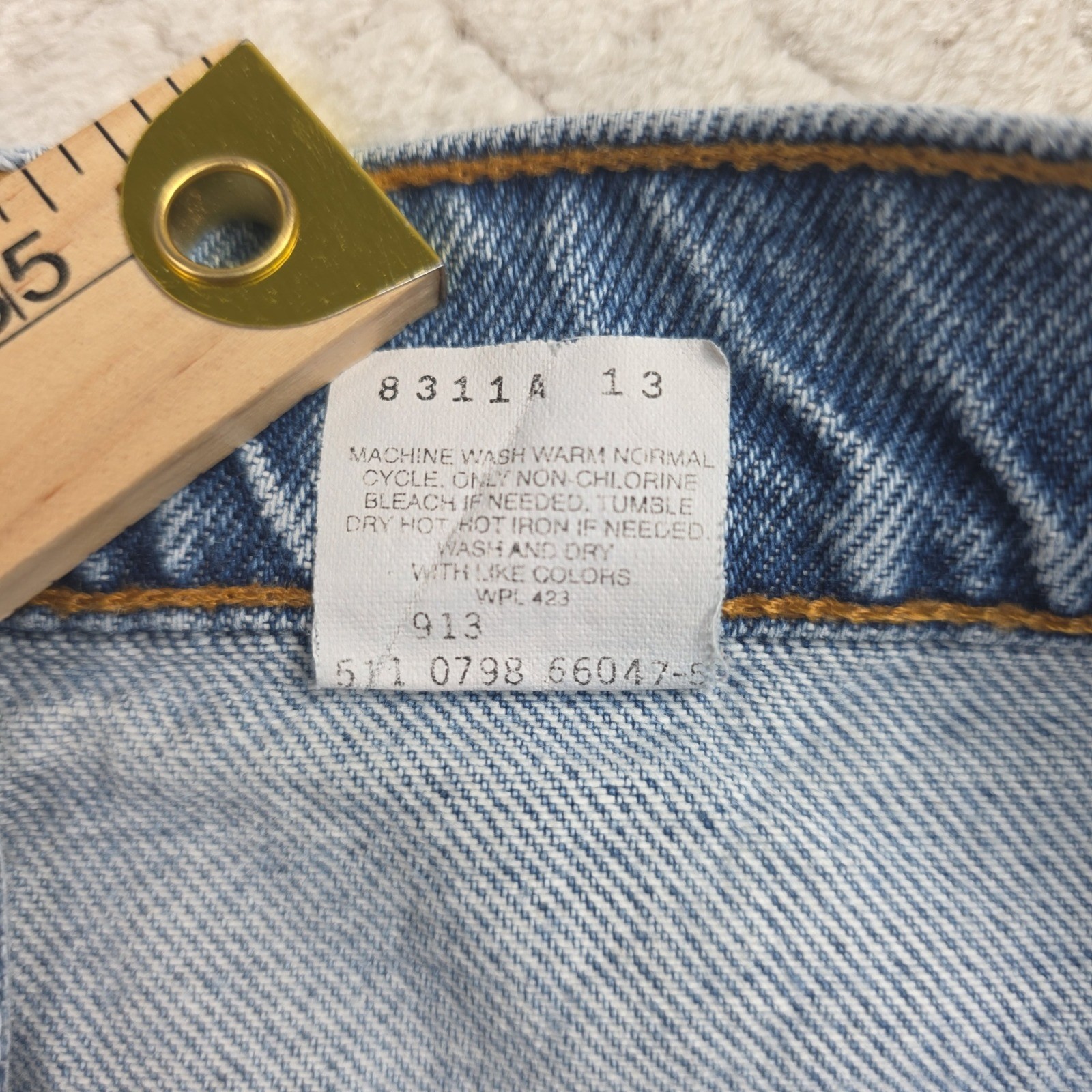 Levi’s 505 Blue Denim Jeans Vintage 90’s, Made in USA, Light Wash, 33×32 (32×30)