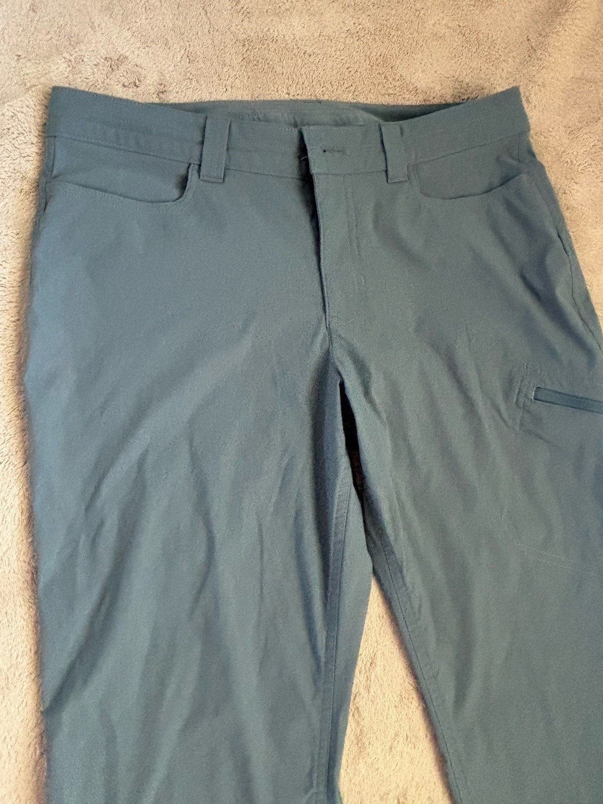 Eddie Bauer Men’s Gray Casual Pants 30W Regular Fit Straight Flat Front