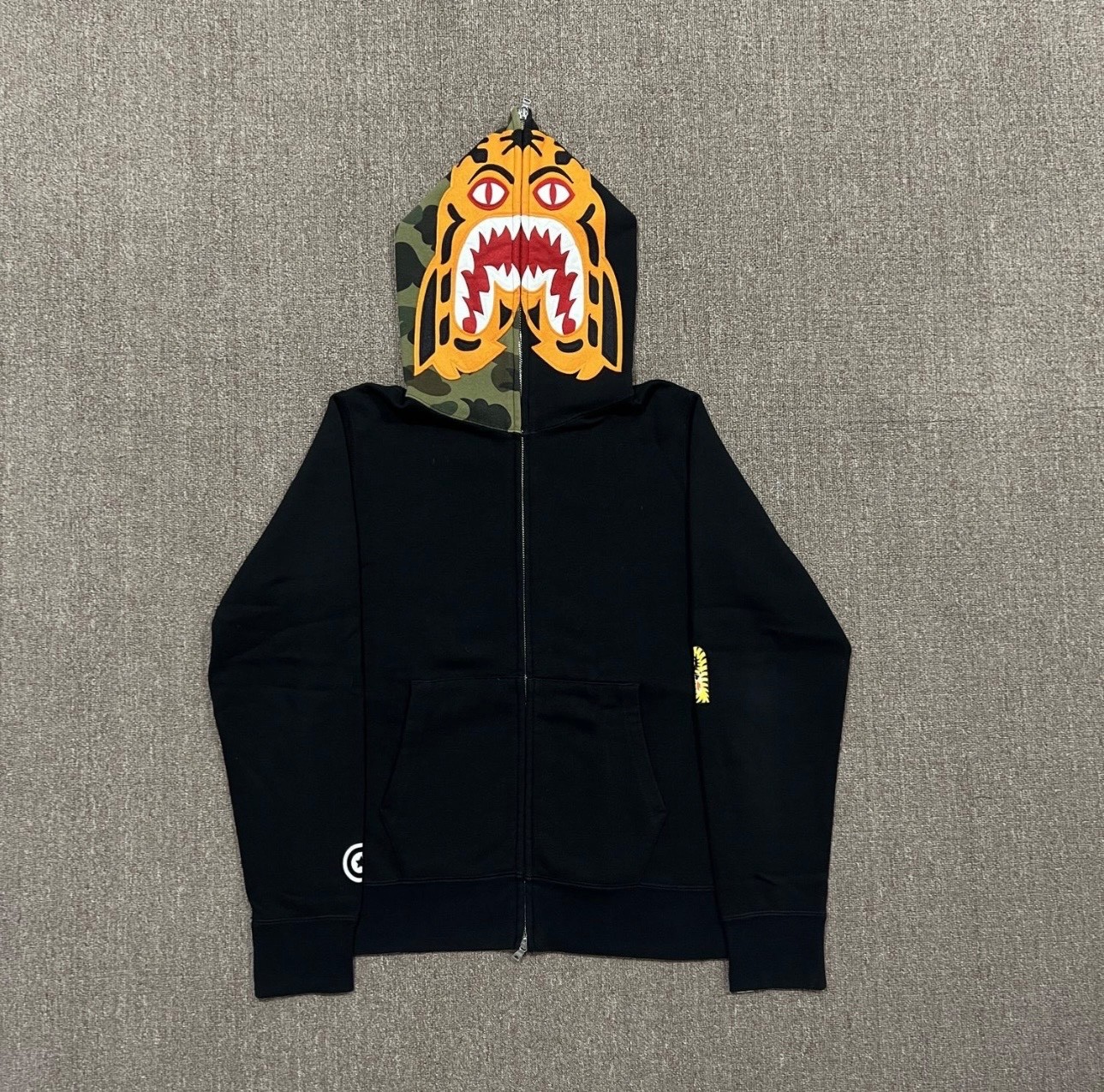 Black bape hoodie authentic small