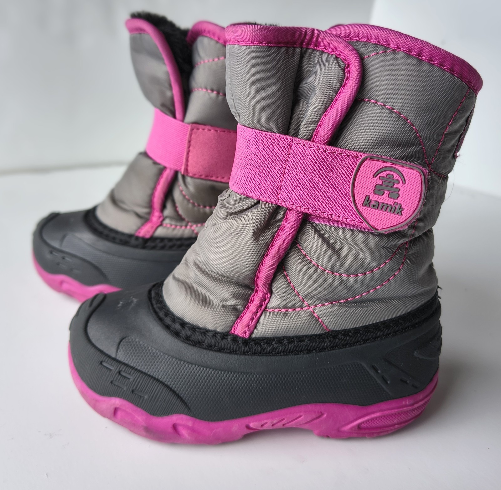 Kamik Snowbug 5 Toddler Winter Boots Size 9/26 Gray/Pink Waterproof Insulated