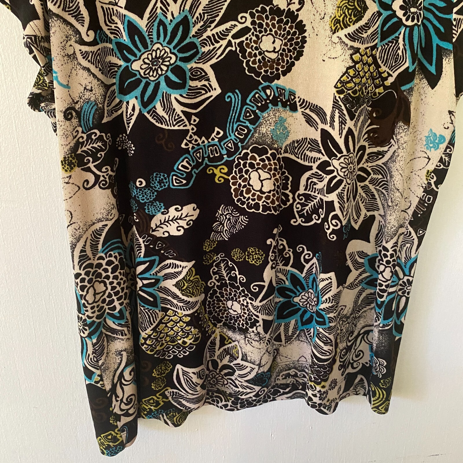 Chico’s Travelers Top Womens Large Short Sleeve Slinky Knit Floral Round Neck