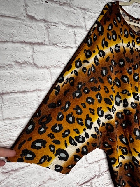 3X New Faded Leopard Black Brown Yellow Ivory Sage Stretchy Knit Tee Shirt Top