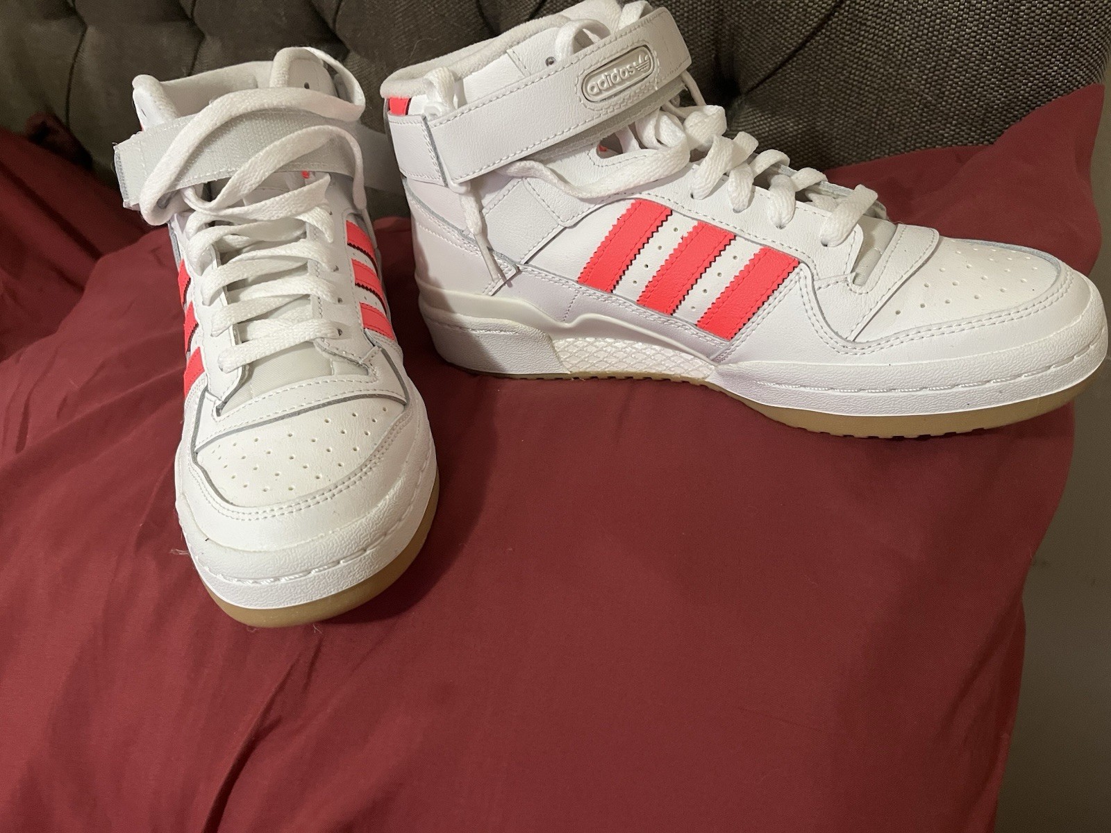 adidas Forum Mid Top Leather Sneakers White/Pink Lace-Up Hook & Loop Gum