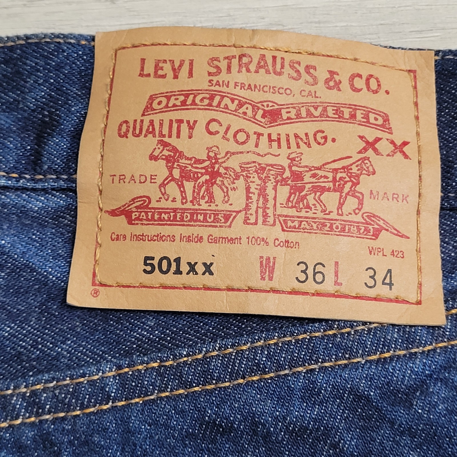 👖Vintage Levi’s 501XX Rigid Raw Jeans Mens 36×34 (34×32) Dark Indigo Denim Y2K