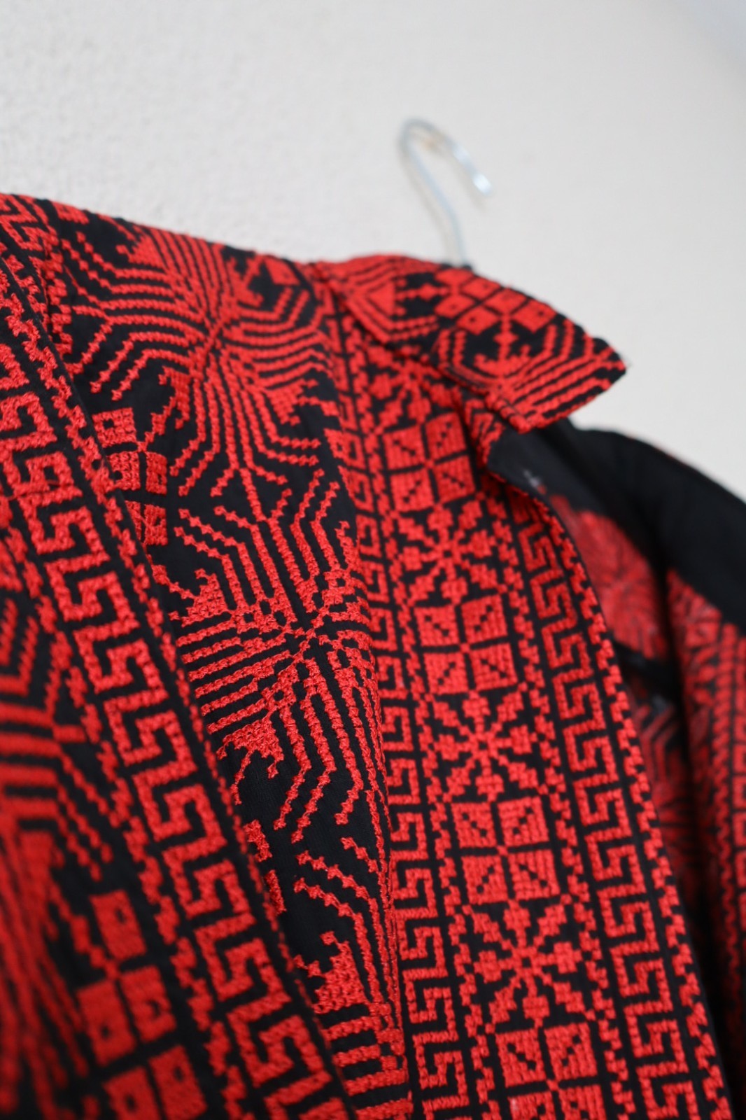 Traditional Palestinian / Jordanian Embroidered Thobe Kaftan Dress Black – WARDA