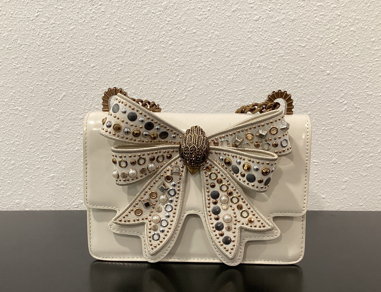 Kurt Geiger Small Shoreditch Bow Bone Leather Gems Studs 7.75″x5″x2.25″ Boxed