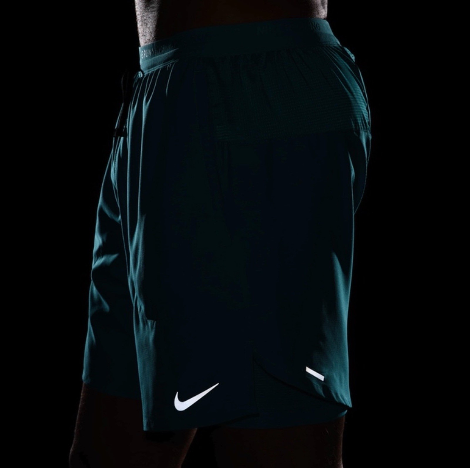 Nike Stride Dri-FIT 7″ 2 in 1 Running Shorts Blue DM4759-345 Mens Size L