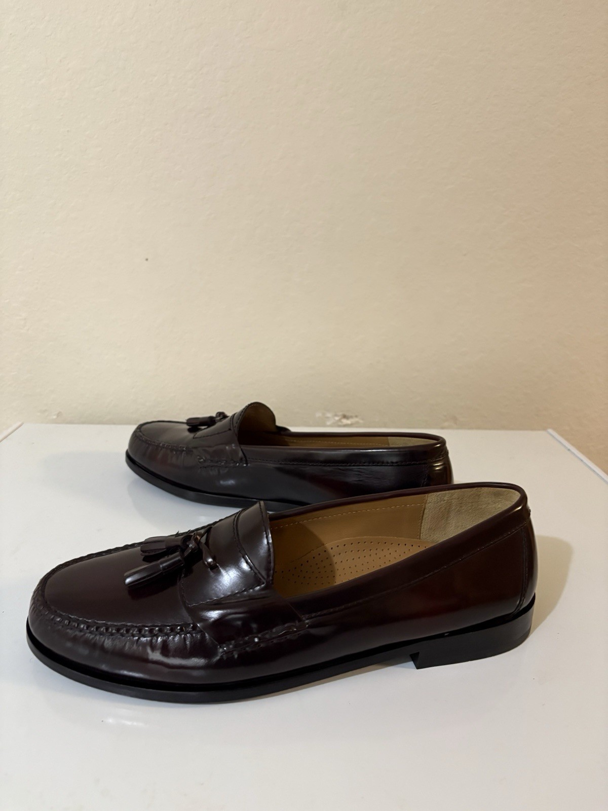 Men’s Brown Leather Tassel Slip-On Loafers Dress Shoes Almond Toe Solid