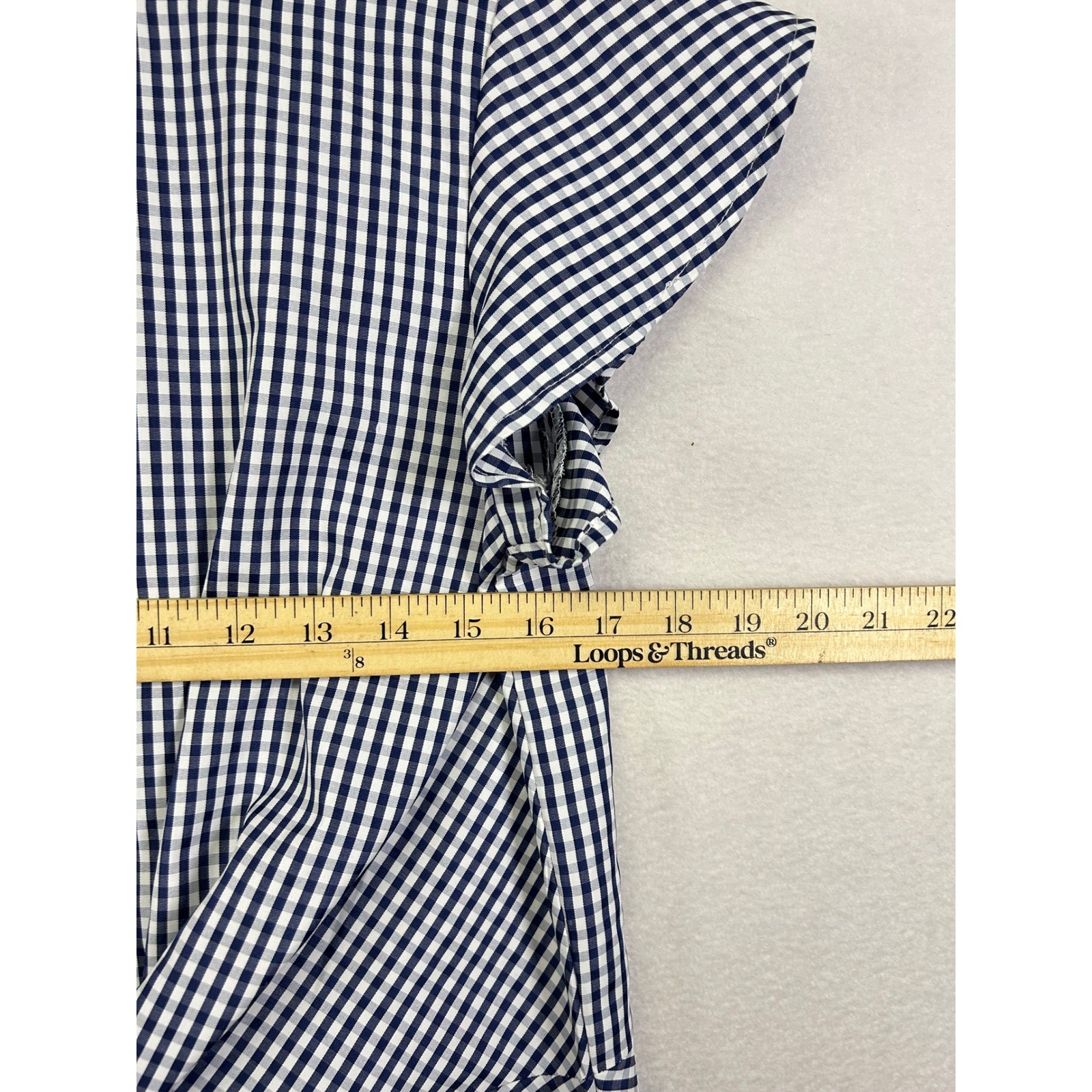 Roommates Navy White Gingham Tie Front Flutter Sleeve Top Women’s Medium