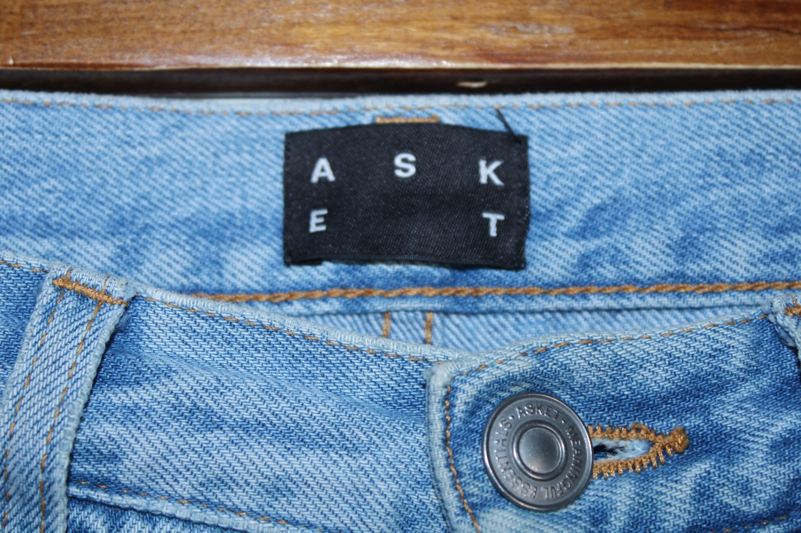 Asket Men’s 31×32 (Fits like 34) Light Blue Straight Leg The Washed Denim Jeans