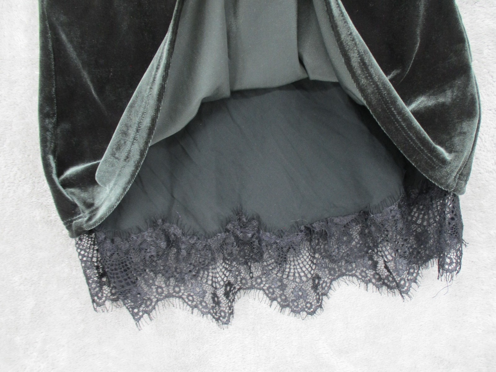 Willow & Clay Blouse Womens Medium Velvet Lace Hem Whimsigoth Babydoll Witchy
