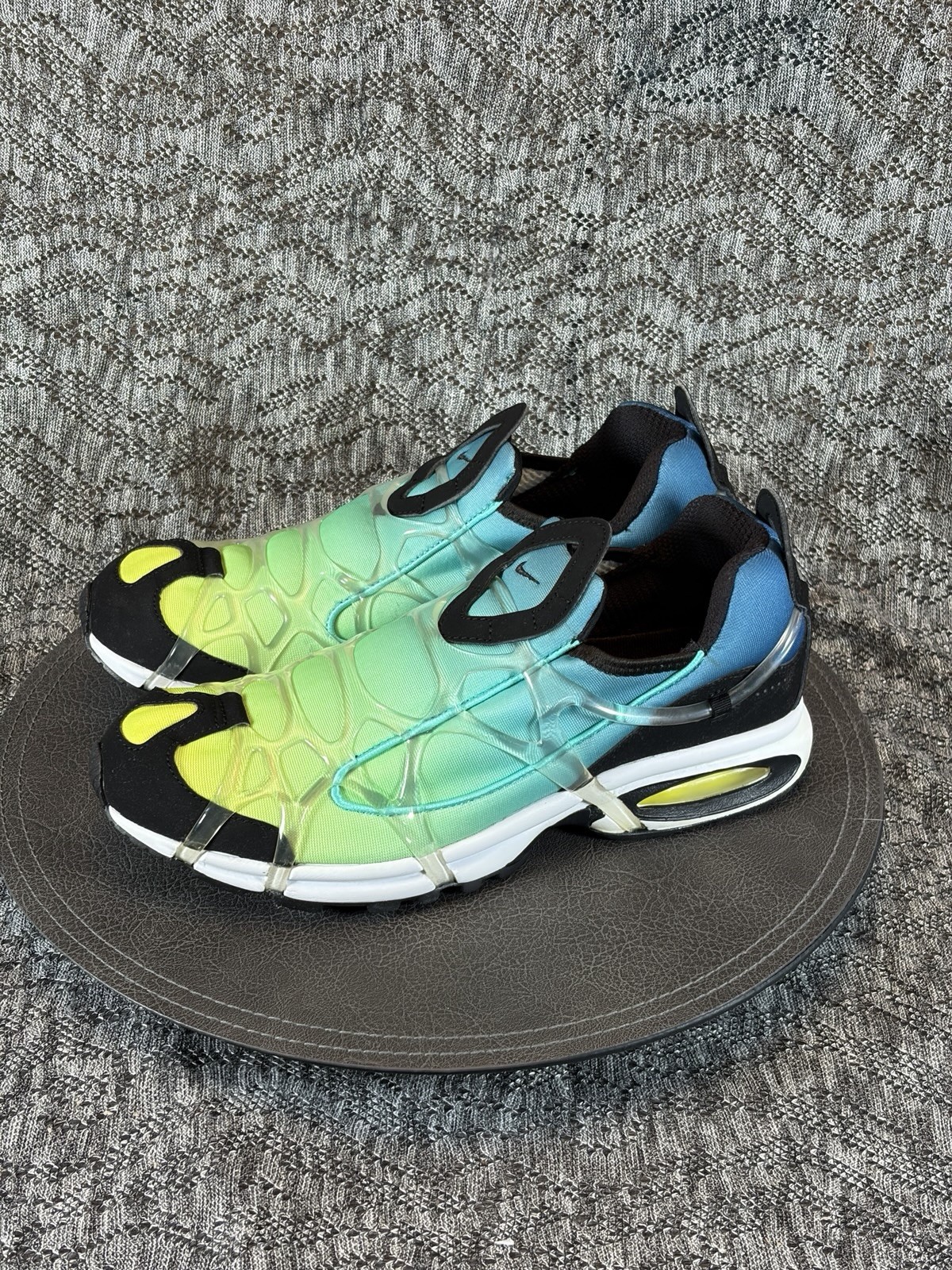 Nike Air Kukini SE Sneaker Men’s Size 10.5 DV1902-100 Lemon Venom
