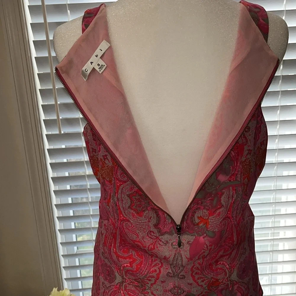 CaBi Paisley dressy pink, gray, orange & red back zip, lined tank top size small
