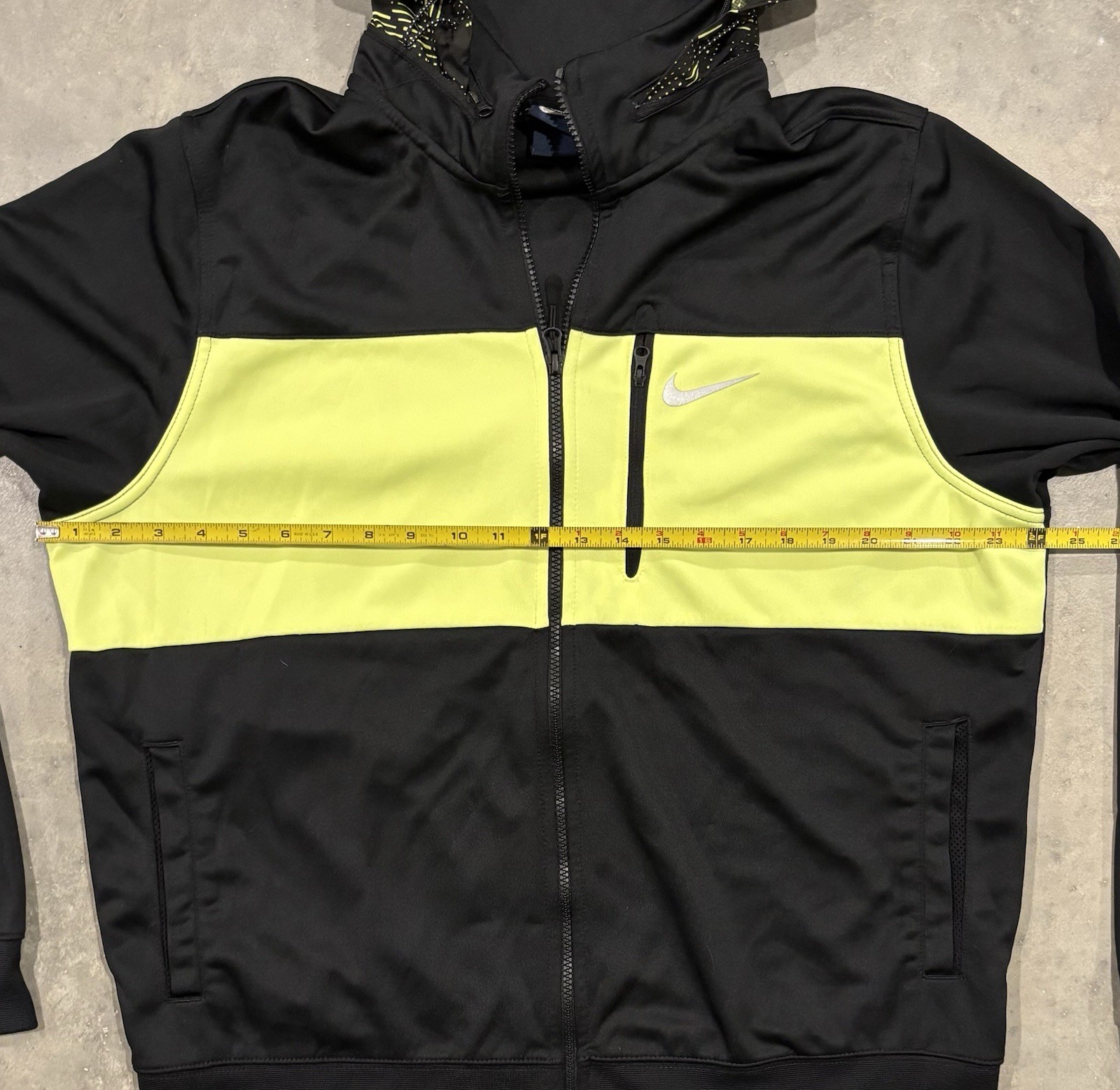 Nike Running Jacket Mens XL Black Neon Yellow Hooded Thumbholes Blue Tag