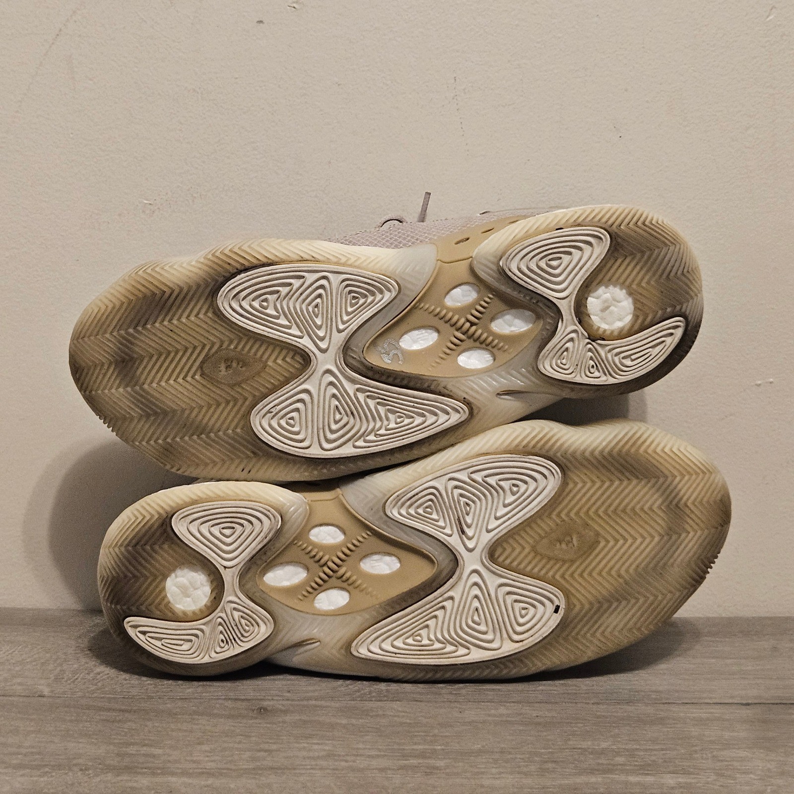 Adidas BYW Select Wonder Beige IE9307 – Men’s Size 11.5