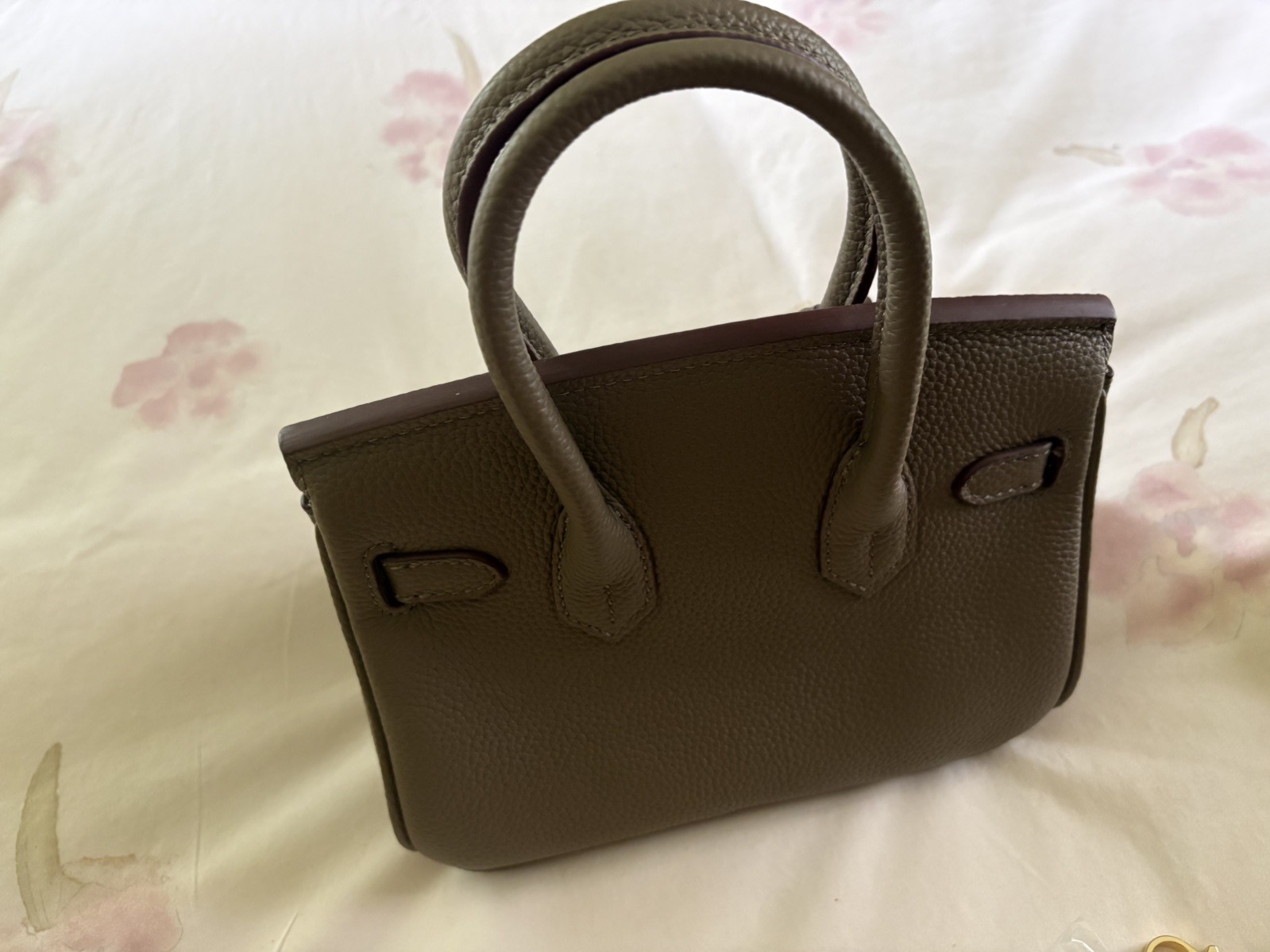 MILLE Bag, “GRACE”—Grey, Lock, Key, Clochette, Dust Bag, Strap, 20cm—EXCELLENT!