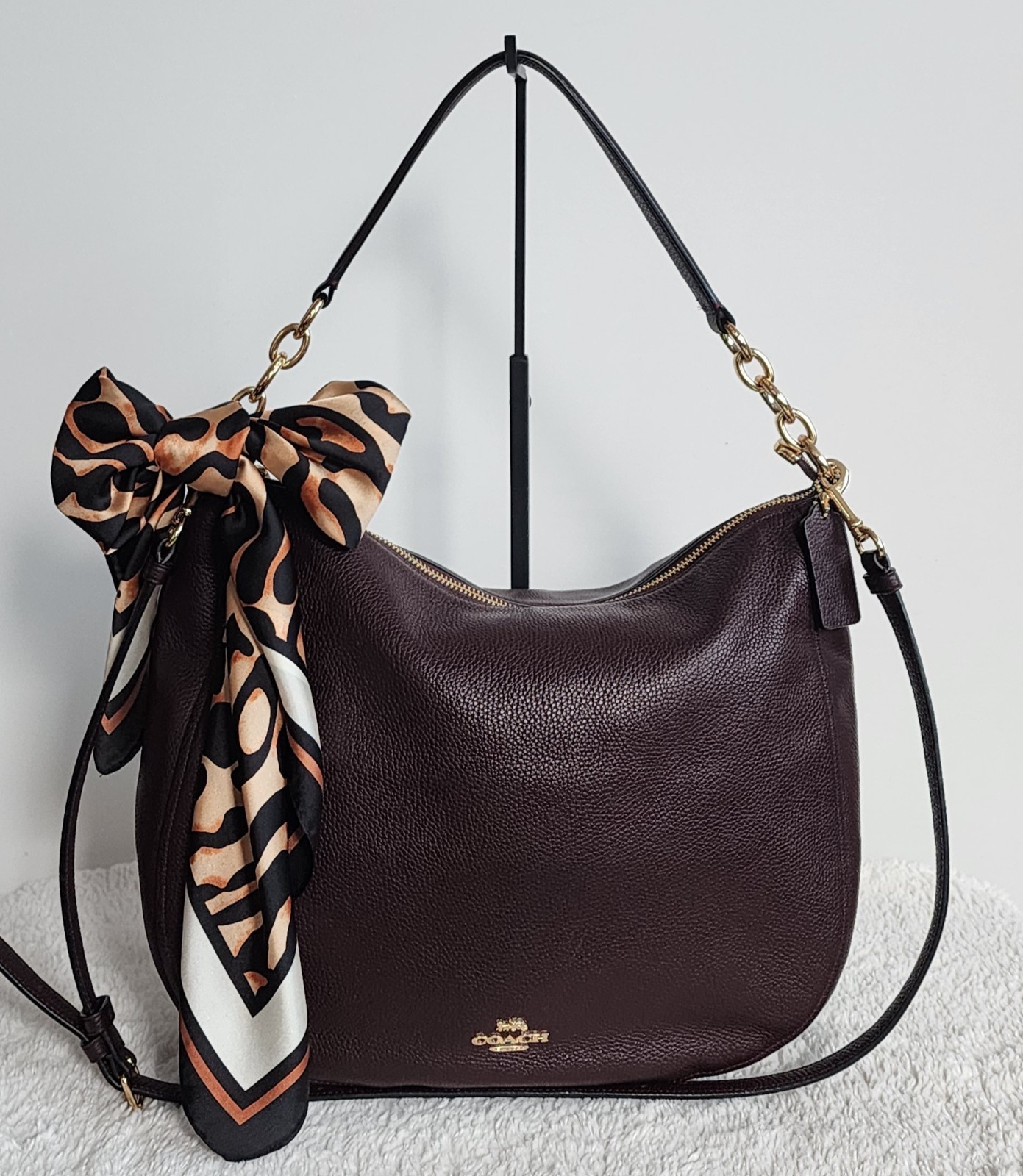 Coach Chelsea 32 Hobo – Oxblood Polished Pebble Leather – Gold Hardware