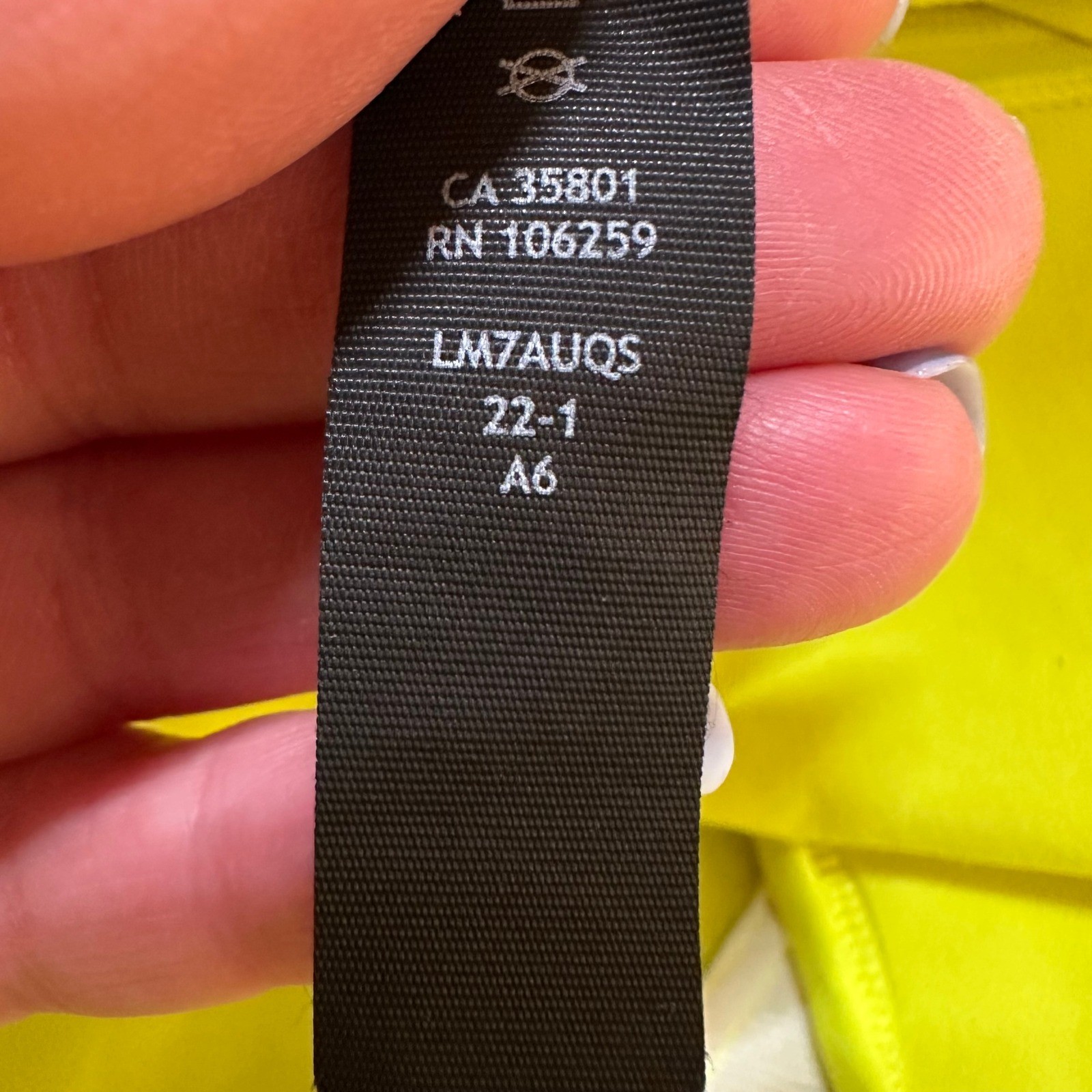 Lululemon Pace Breaker Lined Short 5 Electric Lemon Neon Yellow Mens XL LM7AUQS