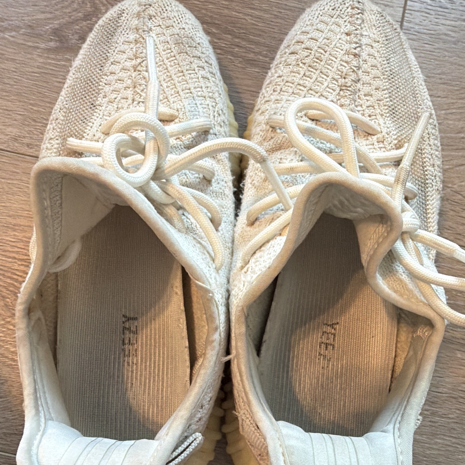 adidas Yeezy Boost 350 V2 Bone/Bone/Bone Low Top Primeknit Men’s HQ6316 size 6