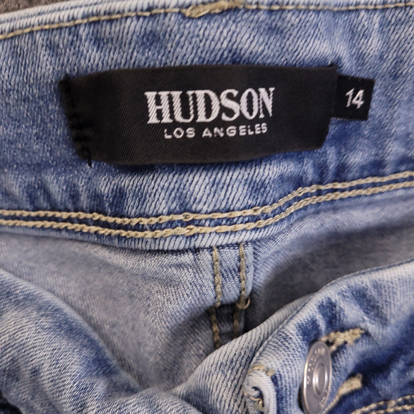Hudson Jean Sz 14 (33×28 Actual) High Rise Straight Stretch Back Pocket Flaps