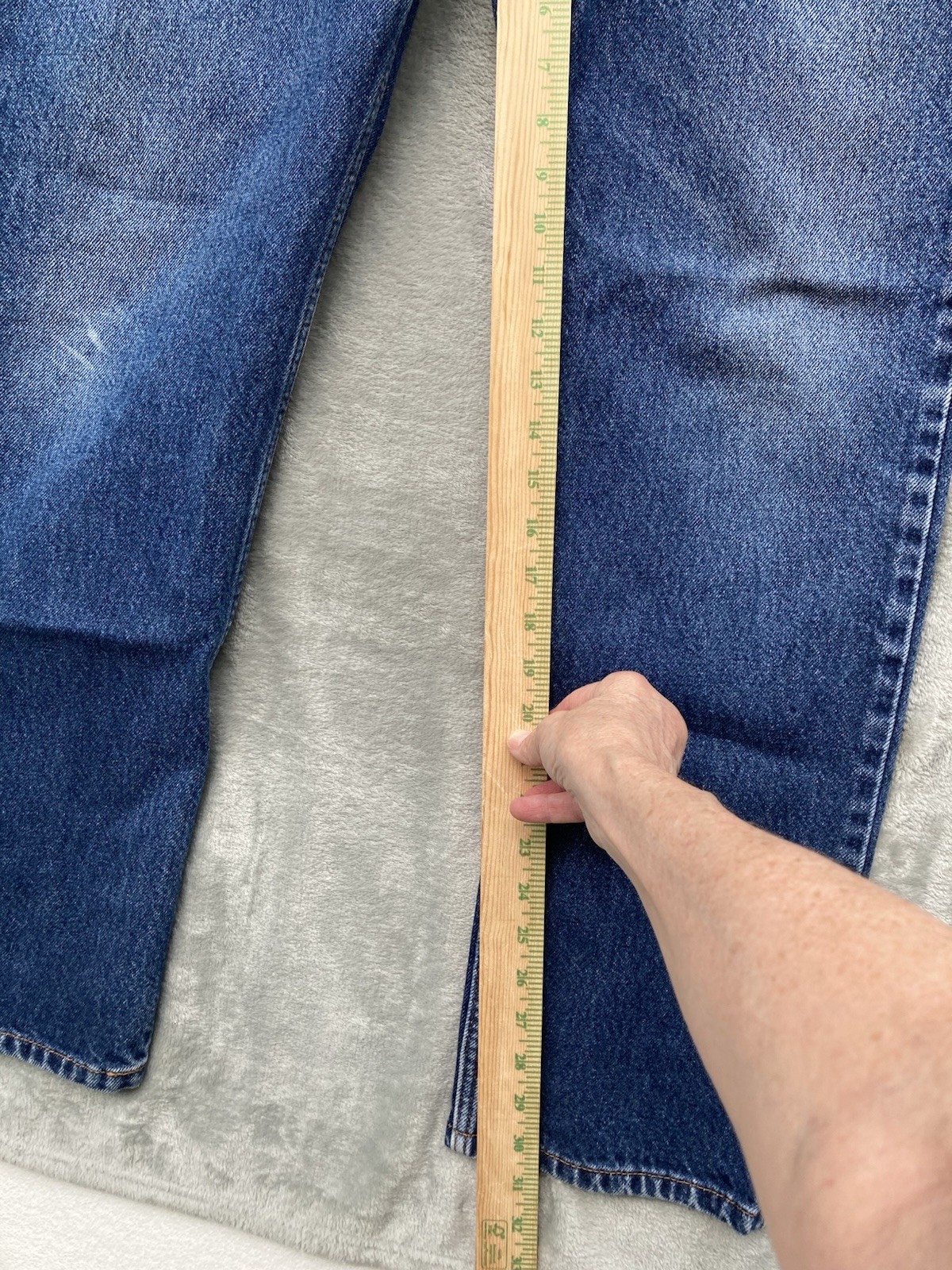 Levi’s 505 Men’s Regular Fit Straight Leg Blue Denim Cotton Jeans Mid Rise