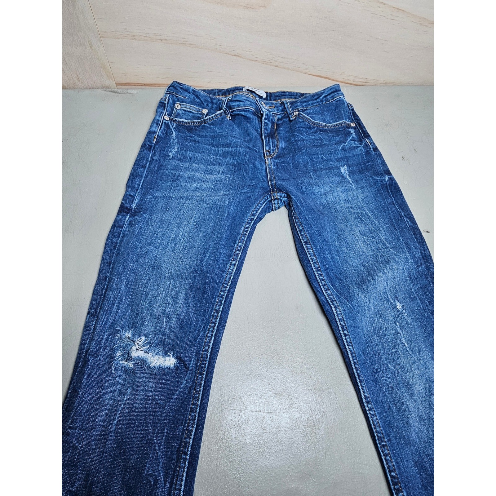 Zara Woman Premium Denim Distressed Slim Jeans Blue Frayed Hem Size 6 2606-115
