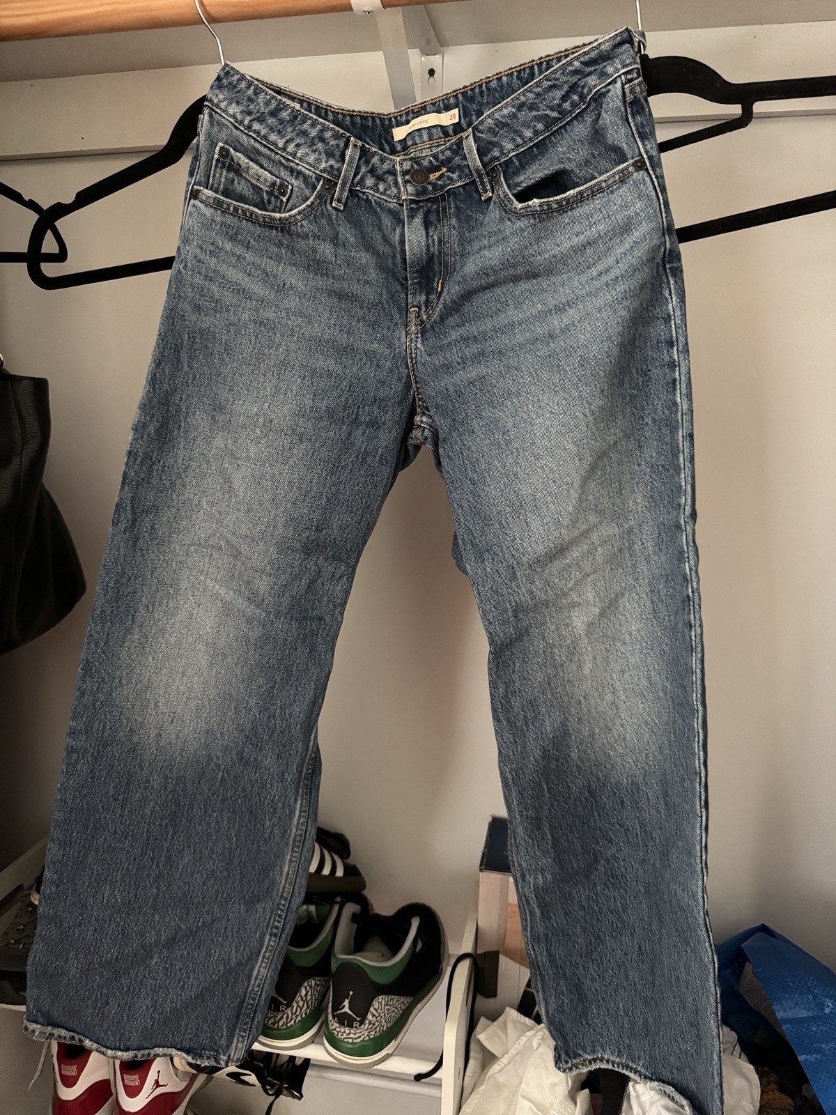 Levi’s Low Loose 28×30 UNWORN/NEW Women’s