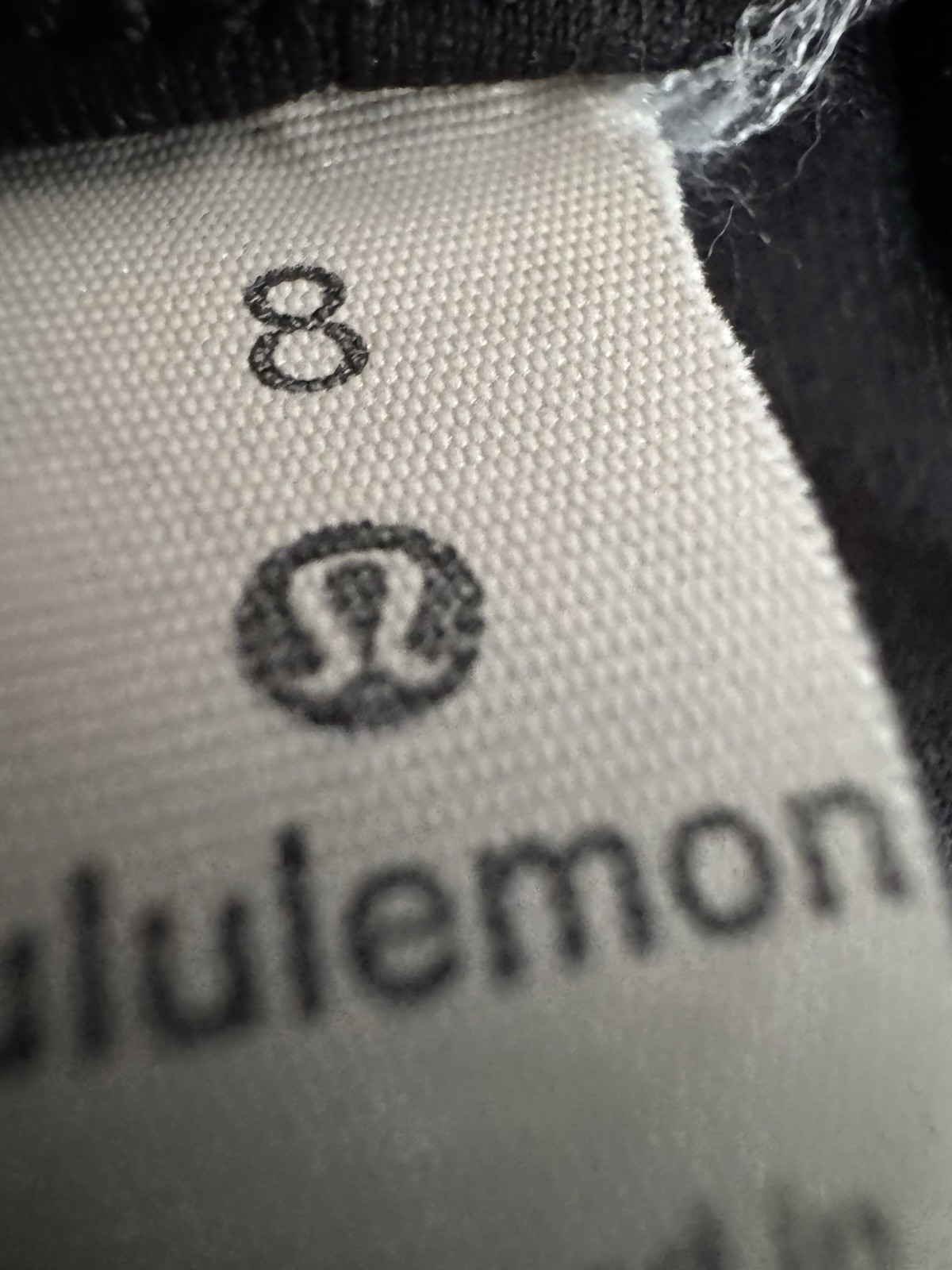 Lululemon Women’s Black Jogger Pants Size 8 Drawstring Stretch Athletic Pockets
