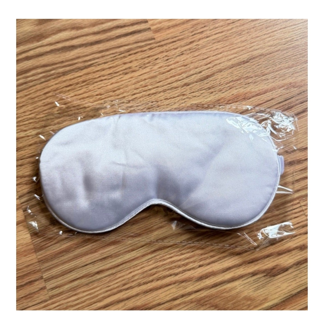 White eye mask with elastic strap