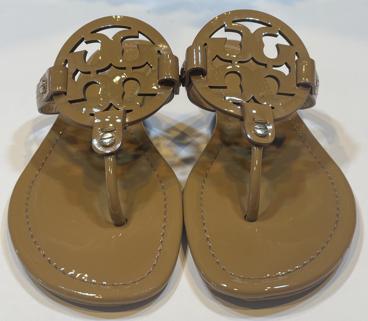 Tory Burch Miller Tan/ Nude Patent Leather Sandals Sz 9 1/2 9.5 M Read/See Pics