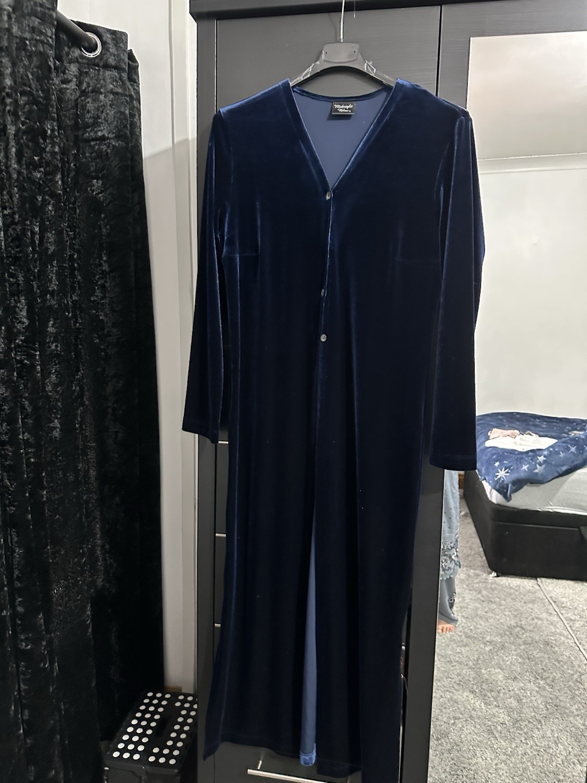 VELVET LONG LIGHTWEIGHT UNLINED COAT SIZE 14 Slim