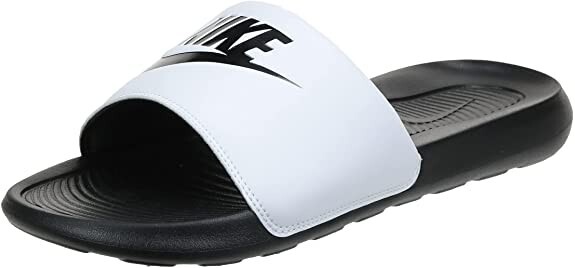 NIKE MEN’S VICTORI ONE SLIDE BLACK / WHITE CN9675 005