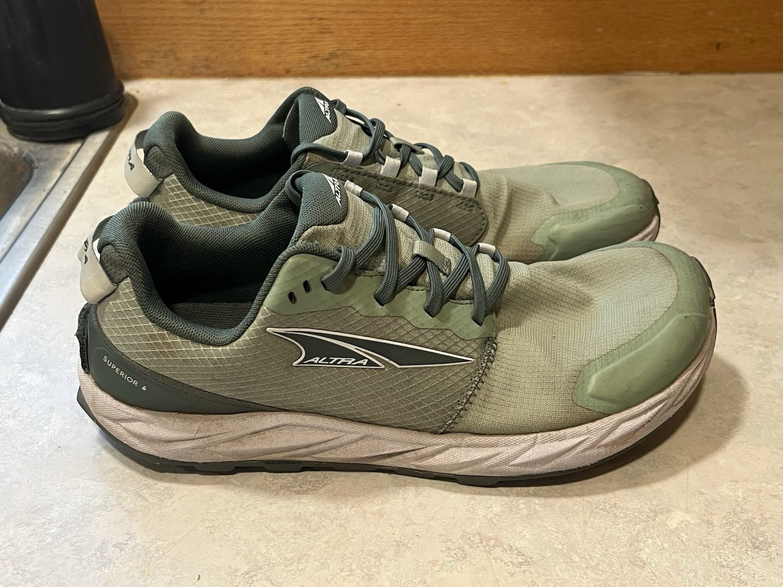 Altra AL0A82CM330 Superior 6 Running Athletic Fashion Sneaker Green Women 9.5