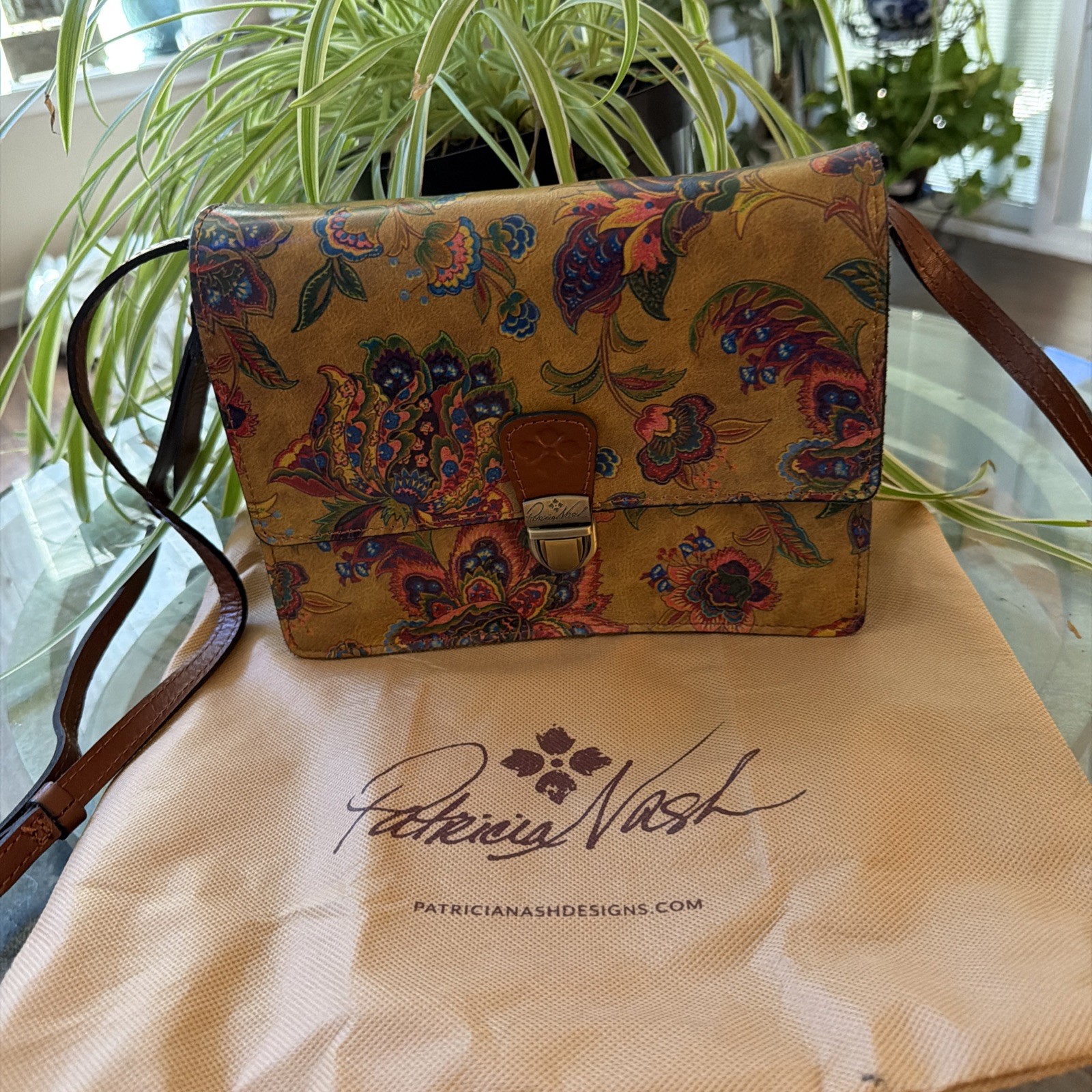 Patricia Nash Lanza French Tapestry Full Grain Leather Crossbody P141293 NWT