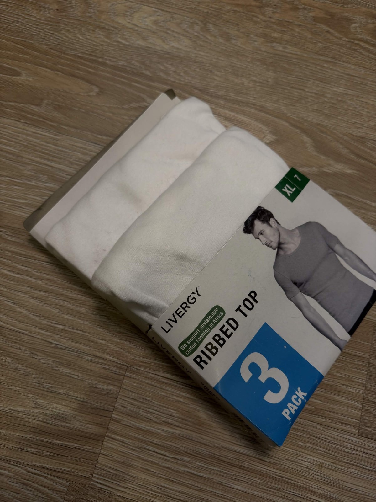 LIVERGY FINE RIBBED 3 PACK V-NECK SOLID T-SHIRTS WHITE (no logo) SIZE XL