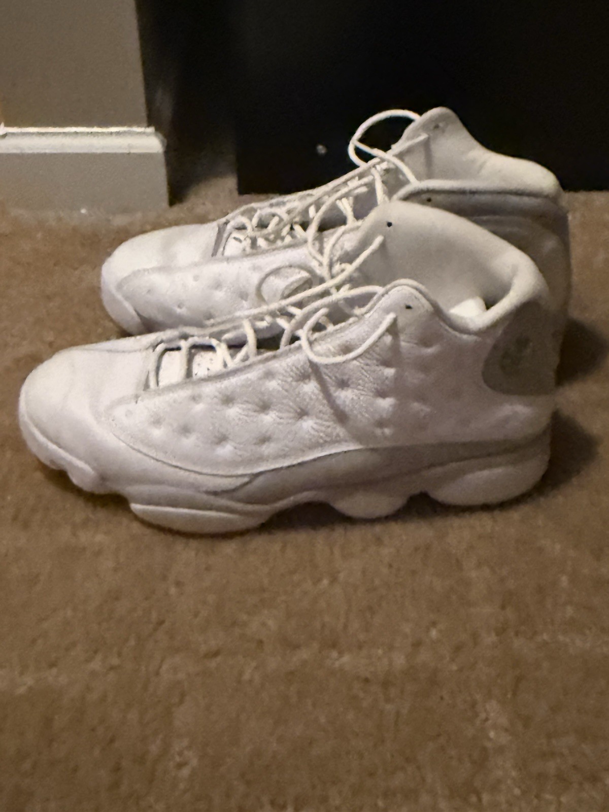 Jordan Air Jordan 13 Retro White Wolf Grey True Red Leather 414571-160