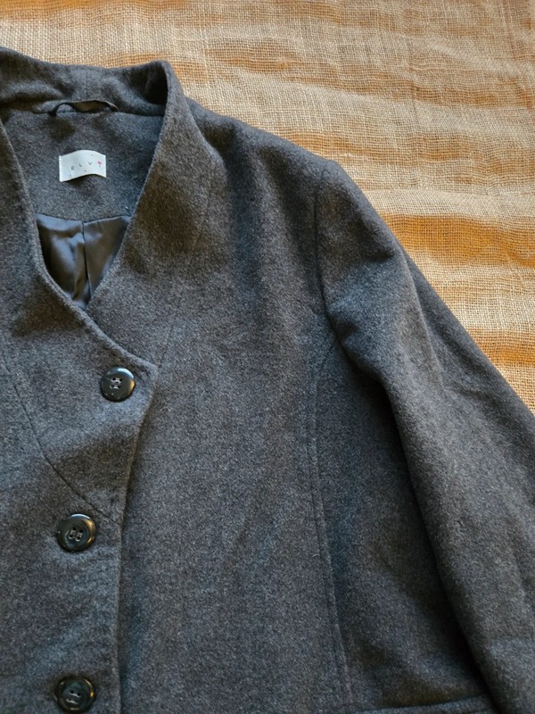 ELVI Grey Virgin Wool & Cashmere Jacket | Size 22 | Quiet Luxury