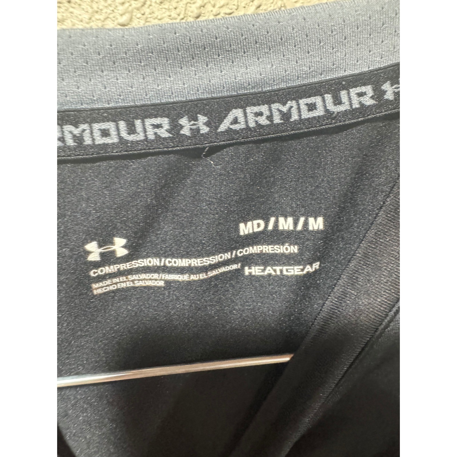 Under Armour HeatGear Mens Compression Shirt Black Grey Short Sleeve MD Medium