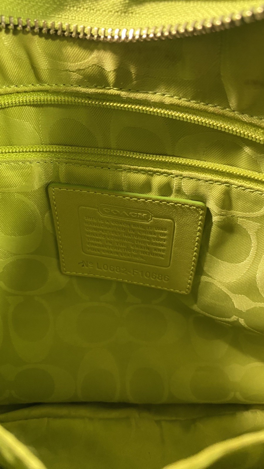 Vintage Coach Soho Shoulder Bag Lime Green Ergo Pebble Leather Y2K