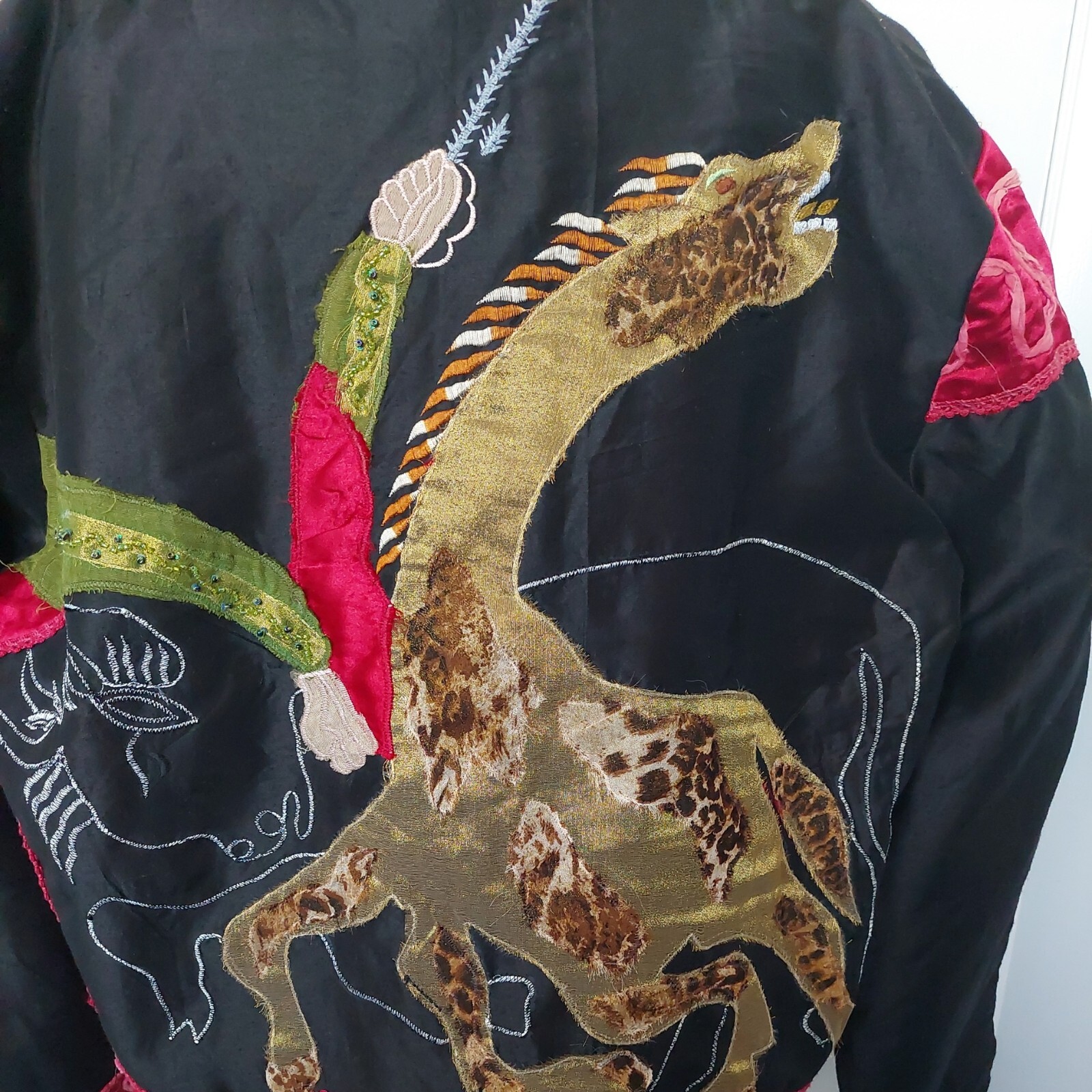 The Travel Collection Silk Jacket XL Art To Wear Animals Open No Closures Y2k