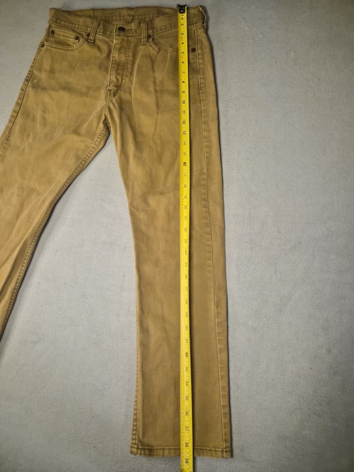 Levi’s 513’s Khaki Pants mens 32×30