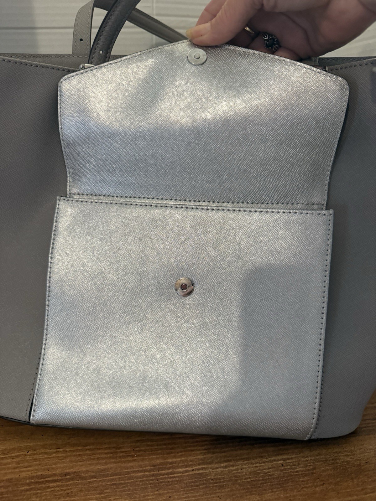 Michael Kors Pearl Grey Leather Jet Set Large Multi Function Pocket Tote Bag