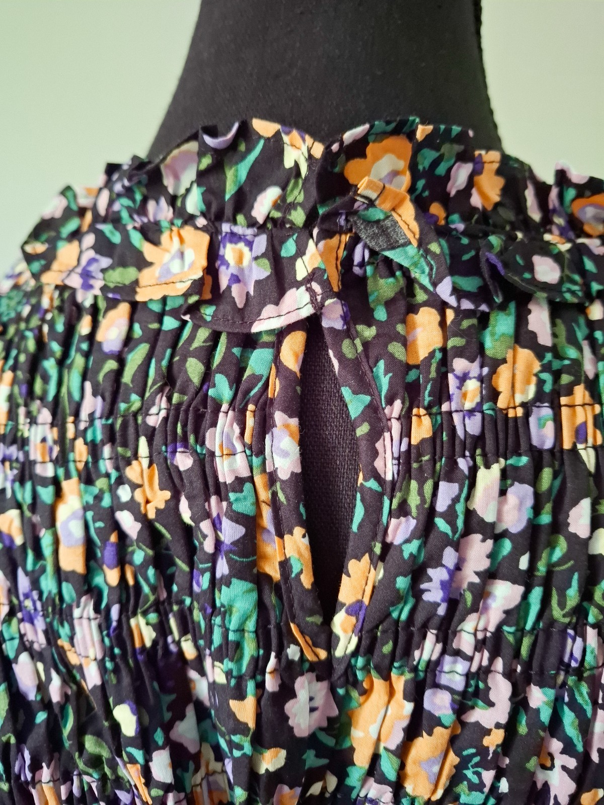 NWT Hyacinth House Small Samantha Floral Dress with Smocked Bodice Puff Sleeve