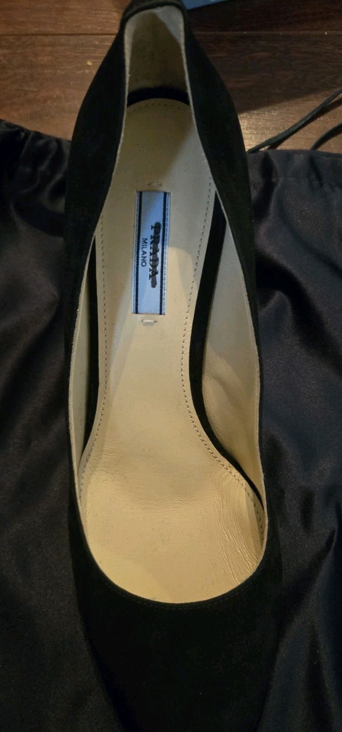 Prada Black Suede Pumps Womens US 7 EU 37 Heels Italy w/ Box Dust Bags