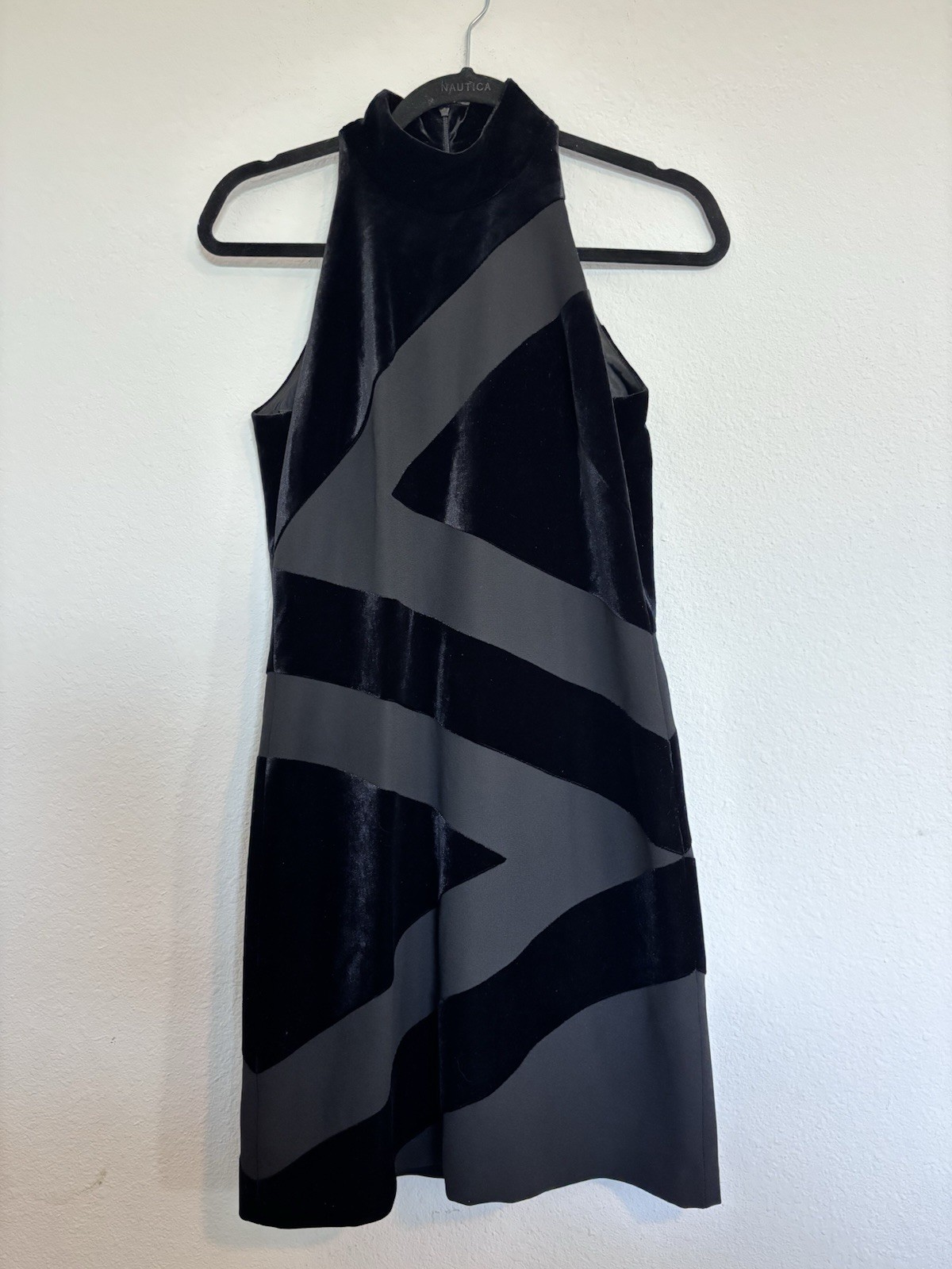 Vintage 90s Shelli Segal Black Velvet Geometric Halter Mini Dress Womens 4