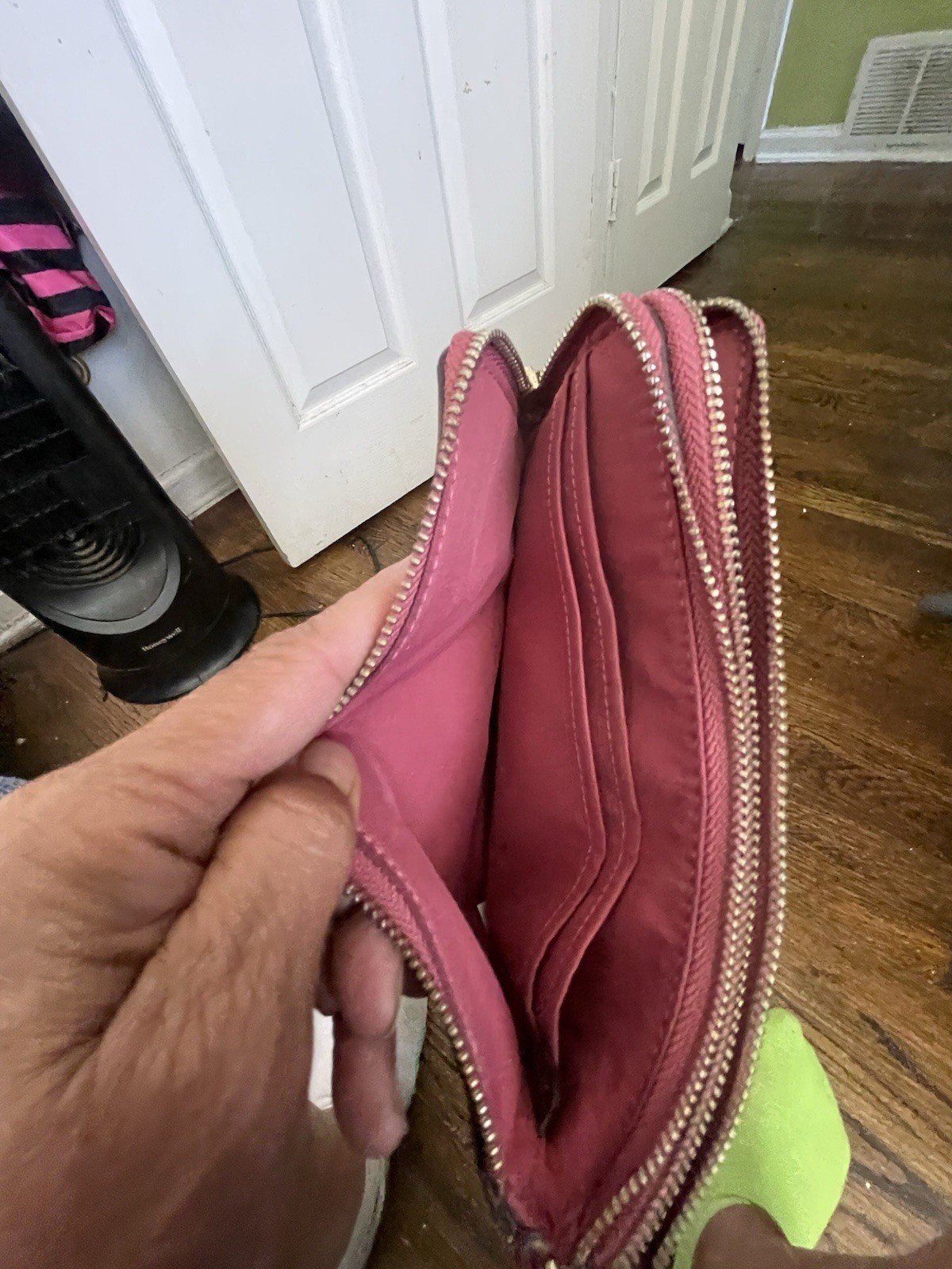 Coach Signature Double Zip Wristlet Brown Pink Trim Wrist Strap Gold Hardware