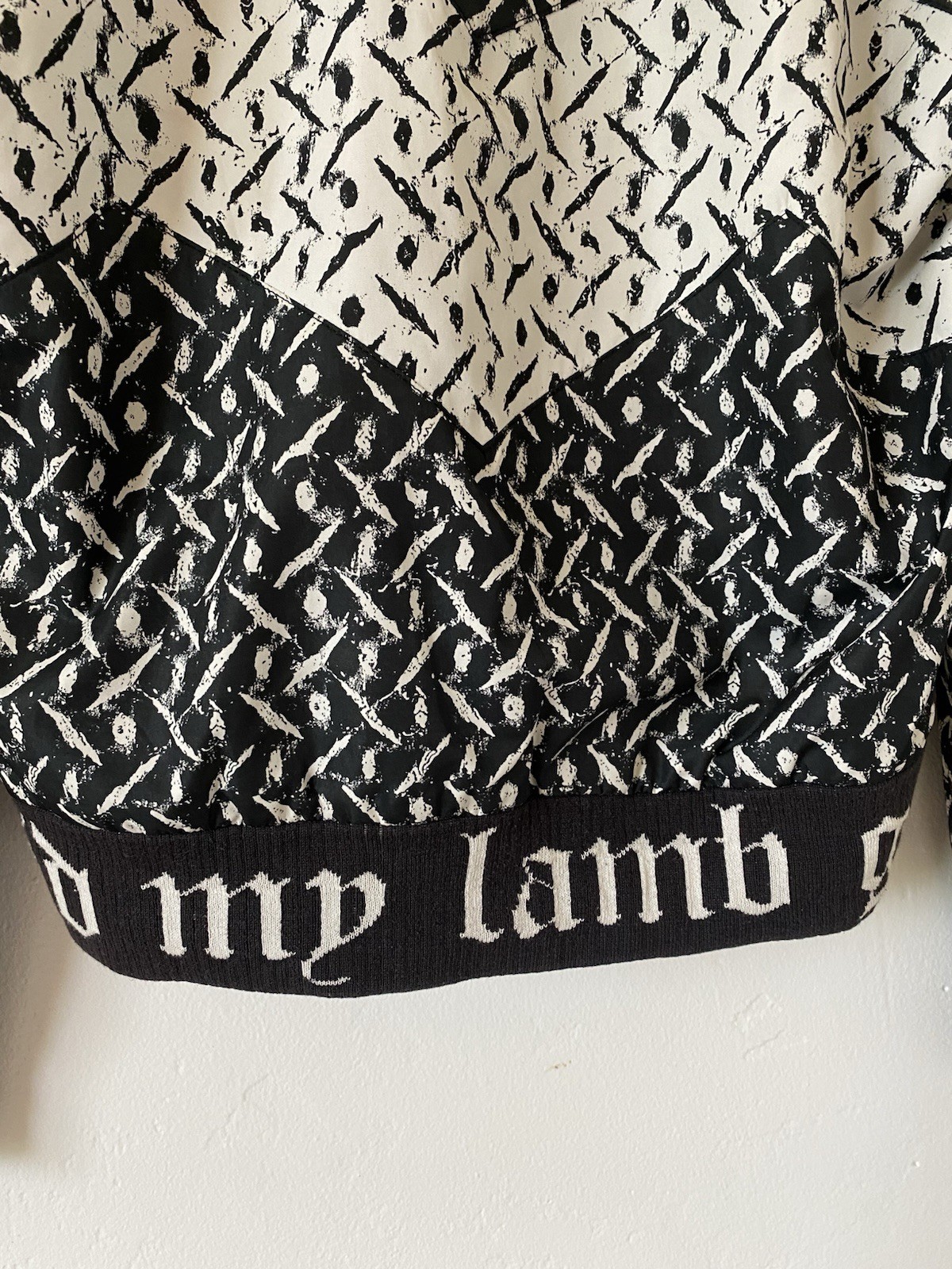 L.A.M.B. Fall 2006 Black White Chevron Windbreaker Jacket Gwen Stefani Rare Med.