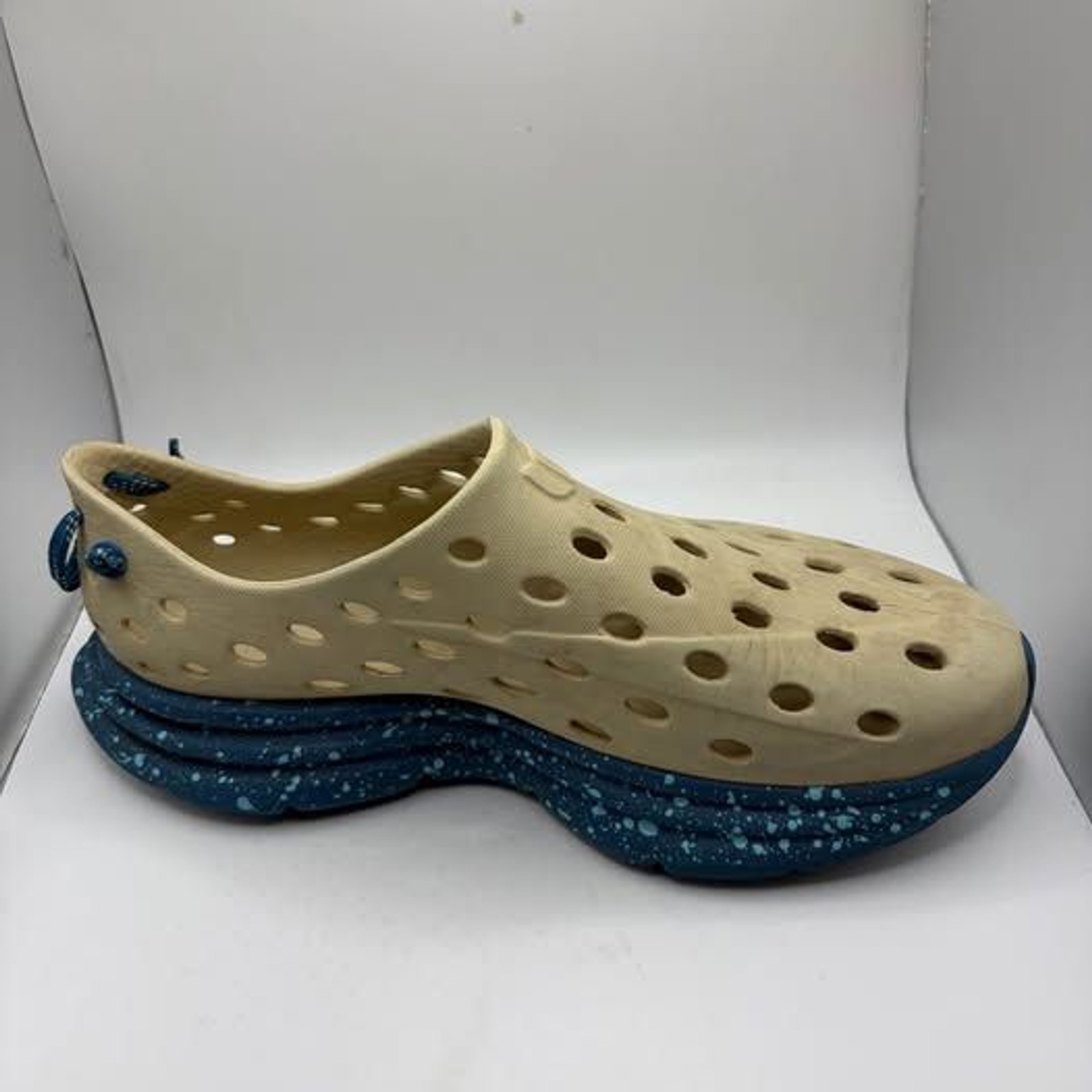 Women’s KANE Revive Active Recovery Shoes Size 7