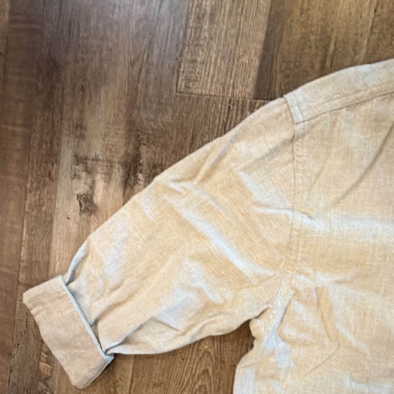Universal Thread Men’s Beige Oversized Button-Up Shirt Cotton Pockets Long S