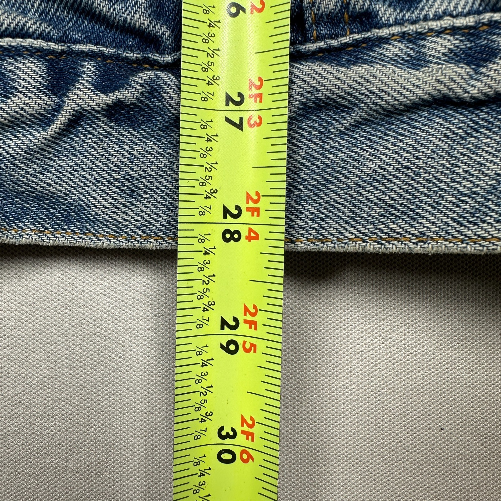 Levi’s Medium Wash Denim Jacket Blue – Size XL